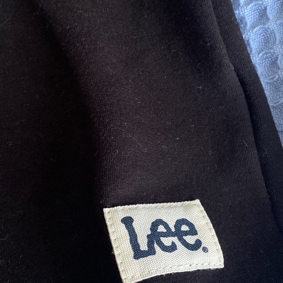 Boxy Lee T-shirt NWOT - Picture 3 of 5